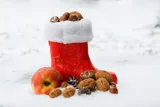 Weihnachtsfeier 2025. (Bild von anncapictures auf Pixabay)